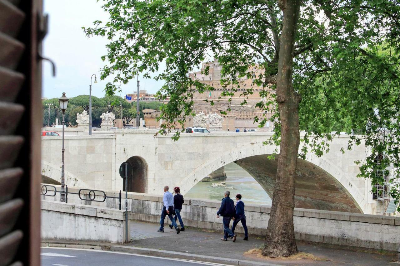 The Blu And Green Apartment Rome Bagian luar foto