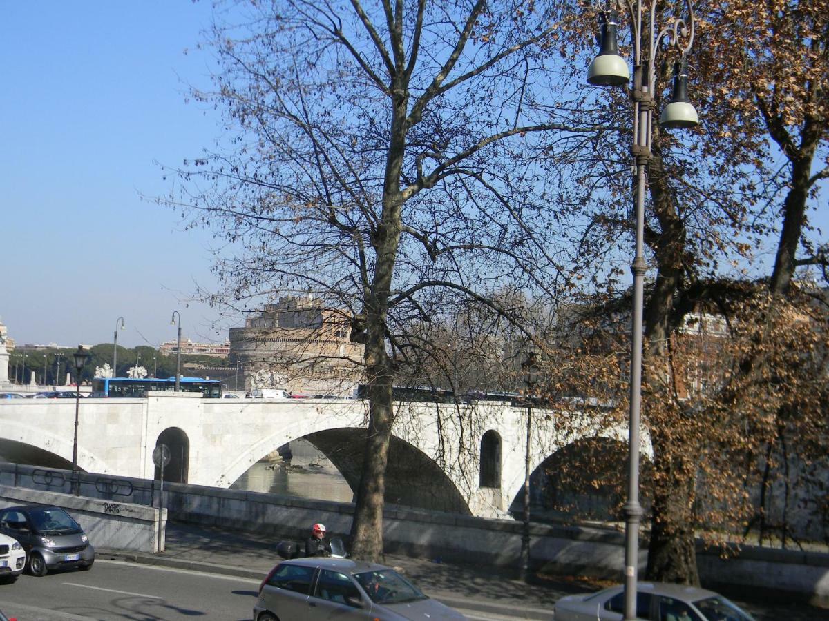 The Blu And Green Apartment Rome Bagian luar foto