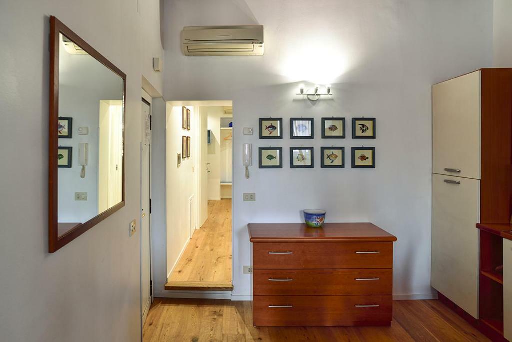 The Blu And Green Apartment Rome Bagian luar foto