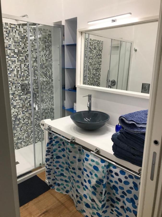The Blu And Green Apartment Rome Bagian luar foto